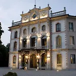 Hotel Borghi 4*