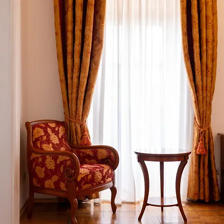Borghi 4*