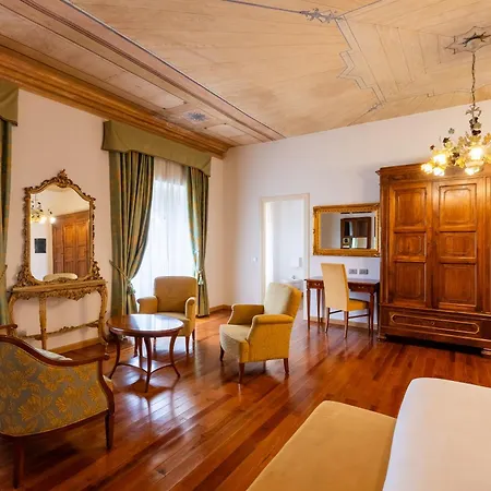 Borghi Hotel Varano Borghi