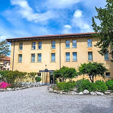 Hotel Borghi