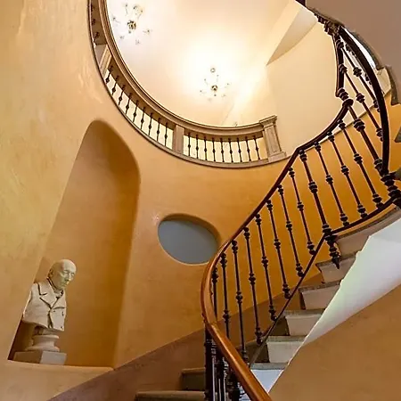 Hotel Borghi Varano Borghi