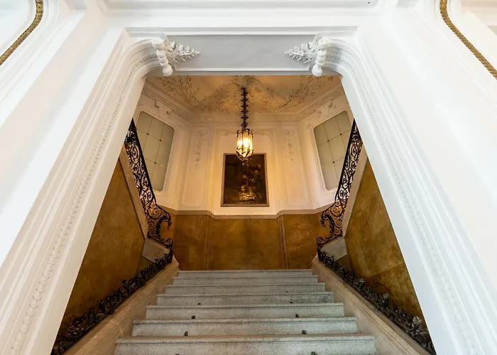 Hotel Borghi Varano Borghi